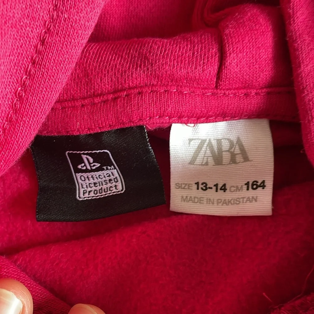 Pink PlayStation hoodie - Picture 3 of 3